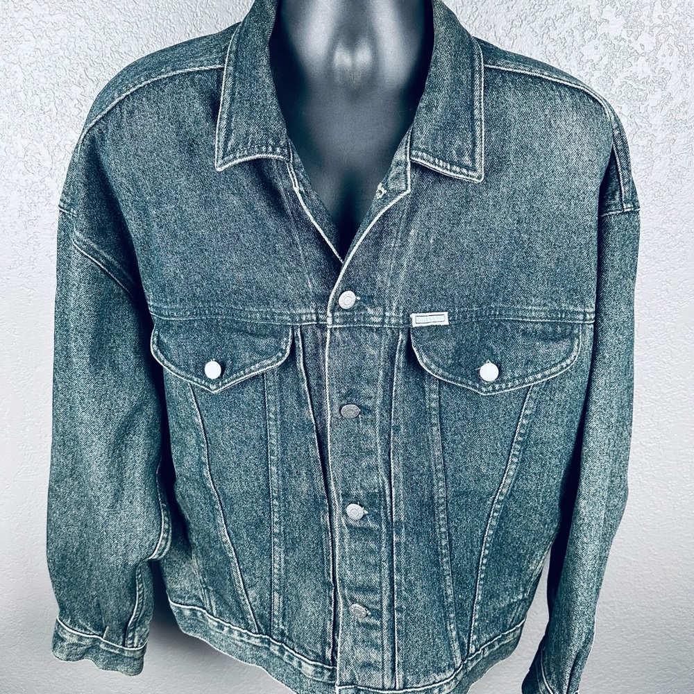 Guess by George Marciano VINTAGE Classic Style G.M. American Cut Denim Jacket